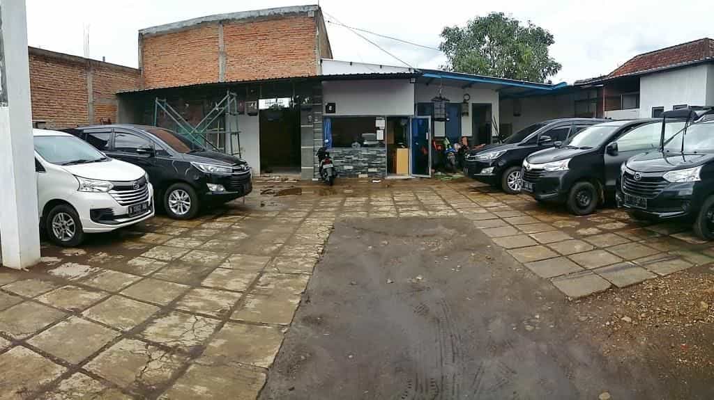 Sewa Mobil Malang